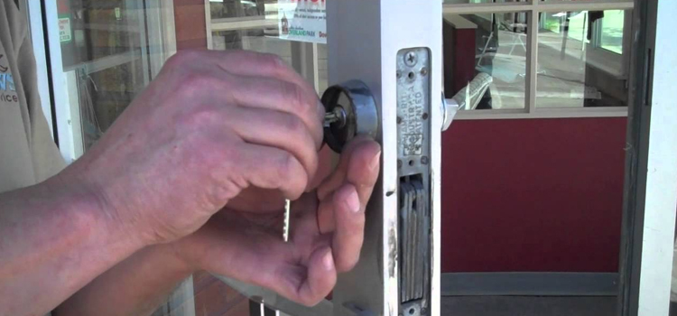 commercial door lock repair Pleasant Hill